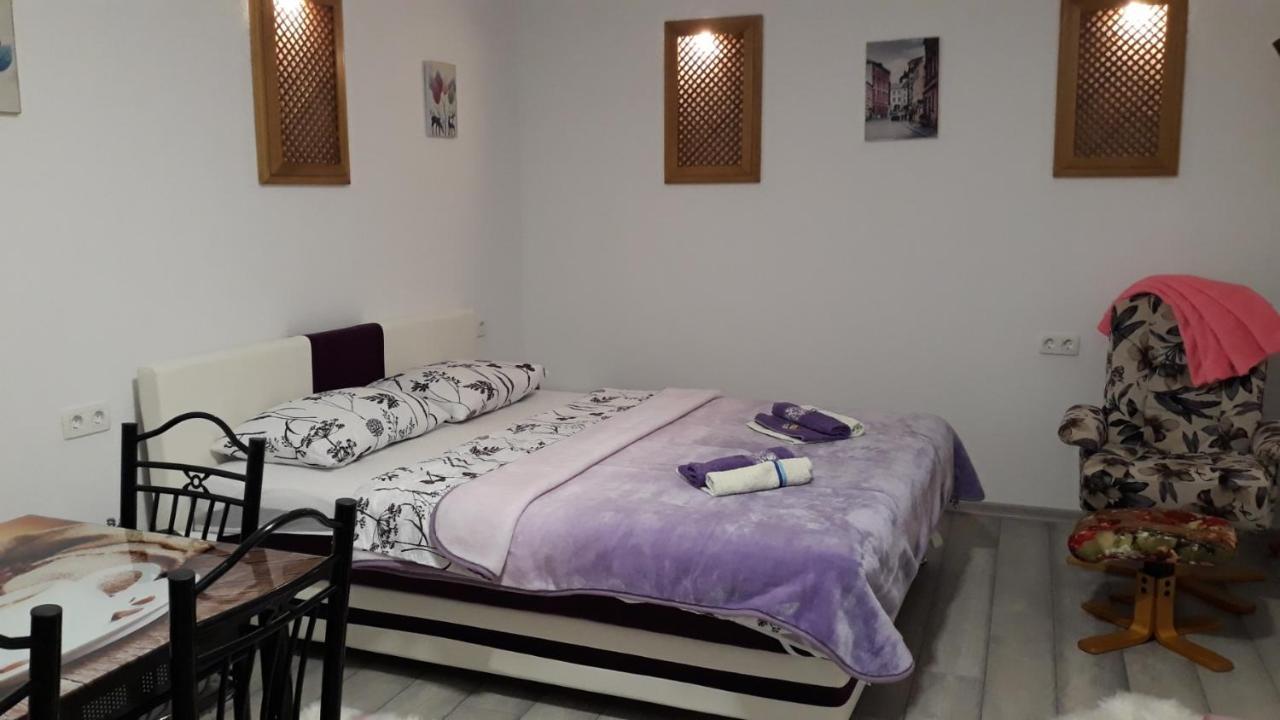 Studio Apartments Kim - Dilberovic โมสตาร์ ภายนอก รูปภาพ