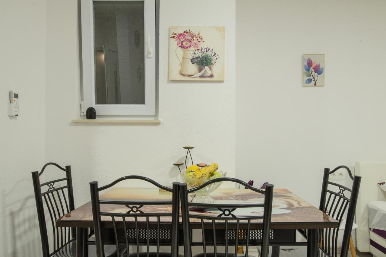 Studio Apartments Kim - Dilberovic โมสตาร์ ภายนอก รูปภาพ