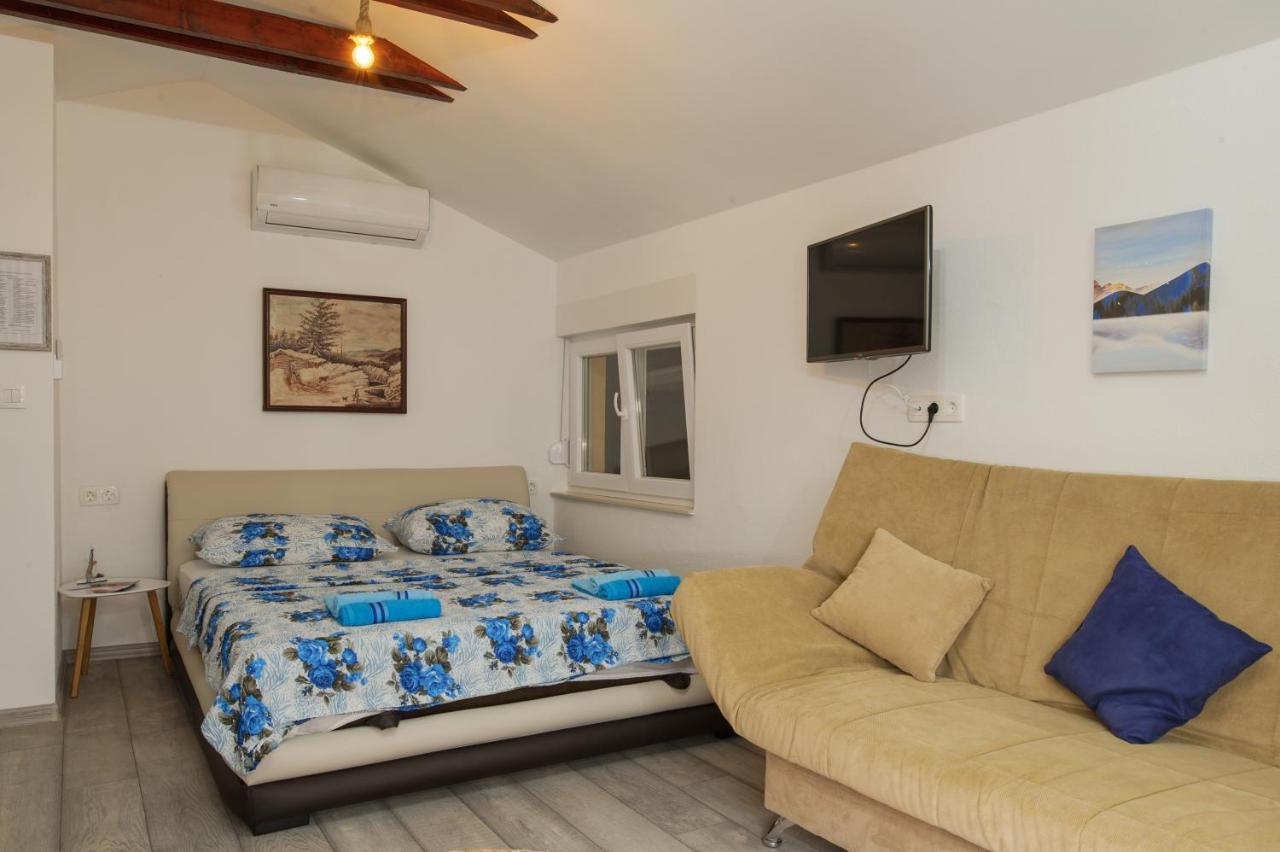 Studio Apartments Kim - Dilberovic โมสตาร์ ภายนอก รูปภาพ