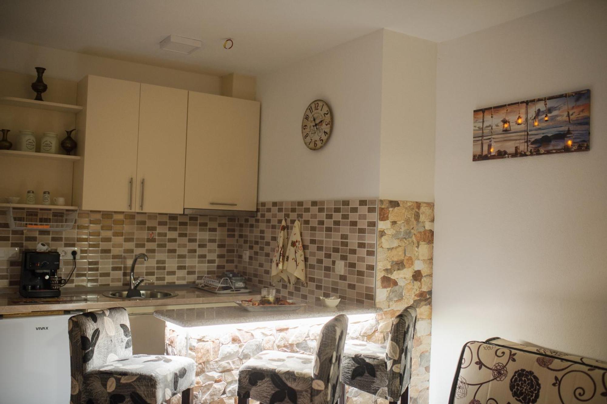 Studio Apartments Kim - Dilberovic โมสตาร์ ภายนอก รูปภาพ