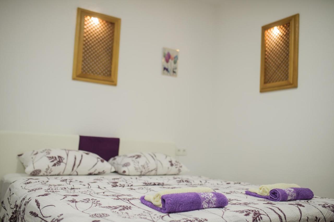 Studio Apartments Kim - Dilberovic โมสตาร์ ภายนอก รูปภาพ