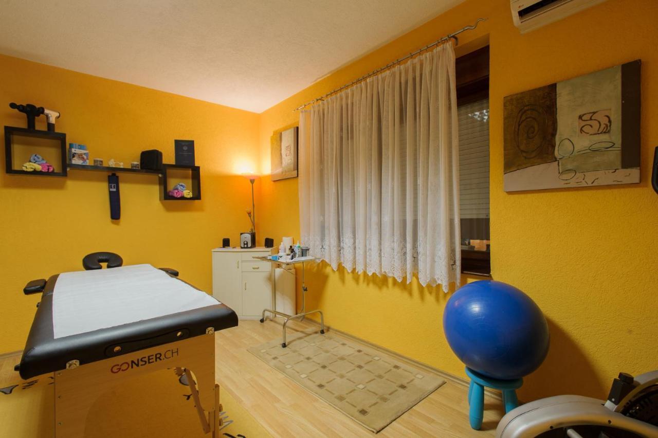 Studio Apartments Kim - Dilberovic โมสตาร์ ภายนอก รูปภาพ